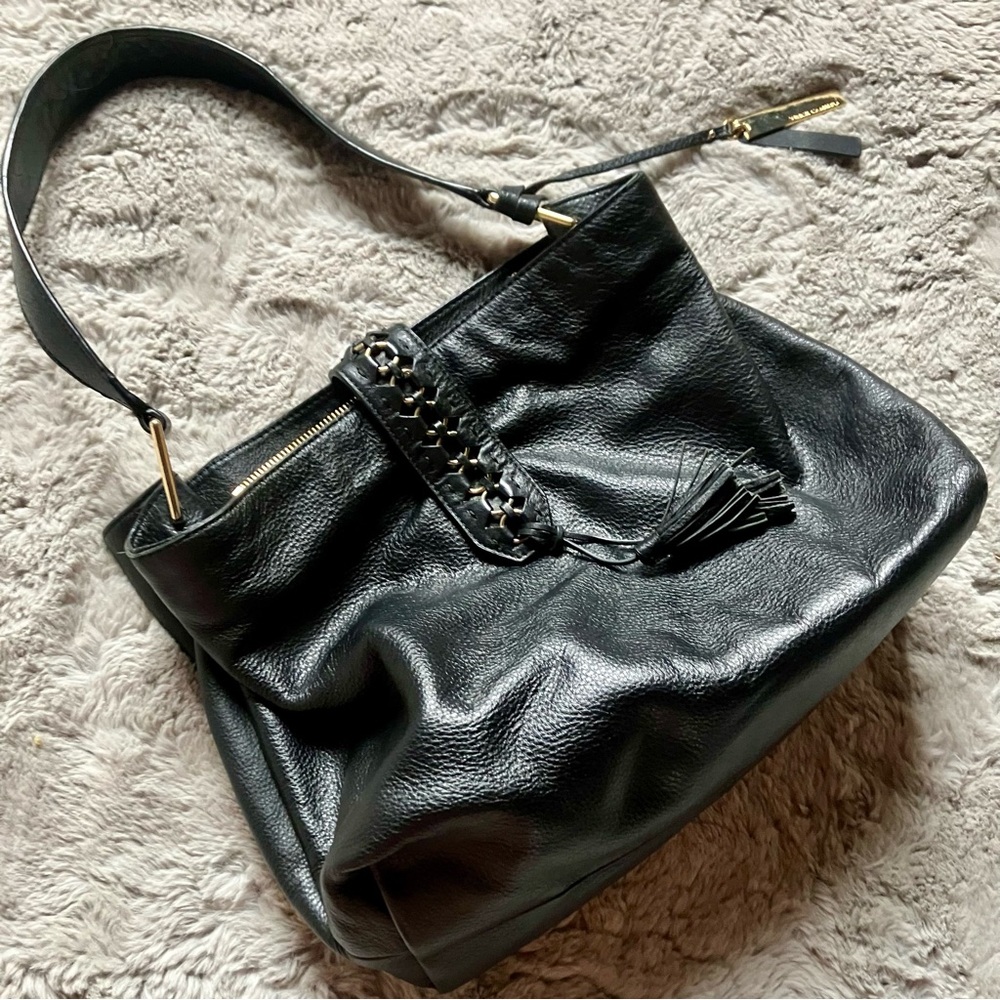 Vintage Vince Camuto genuine leather black purse with gold buckle and trim